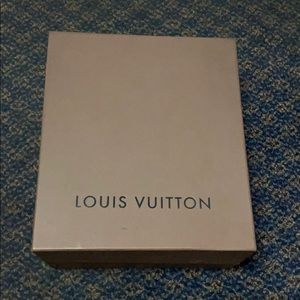 Louis VuittonBox Size Gift Storage brown